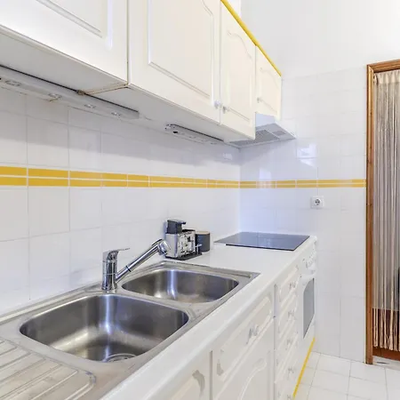#401 Cozy & 1br In Apartment Albufeira